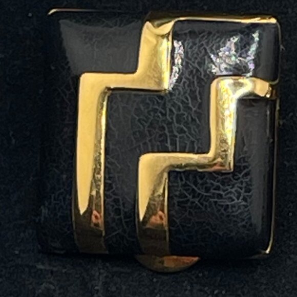 Monet Clip On Earrings - Picture 2 of 5